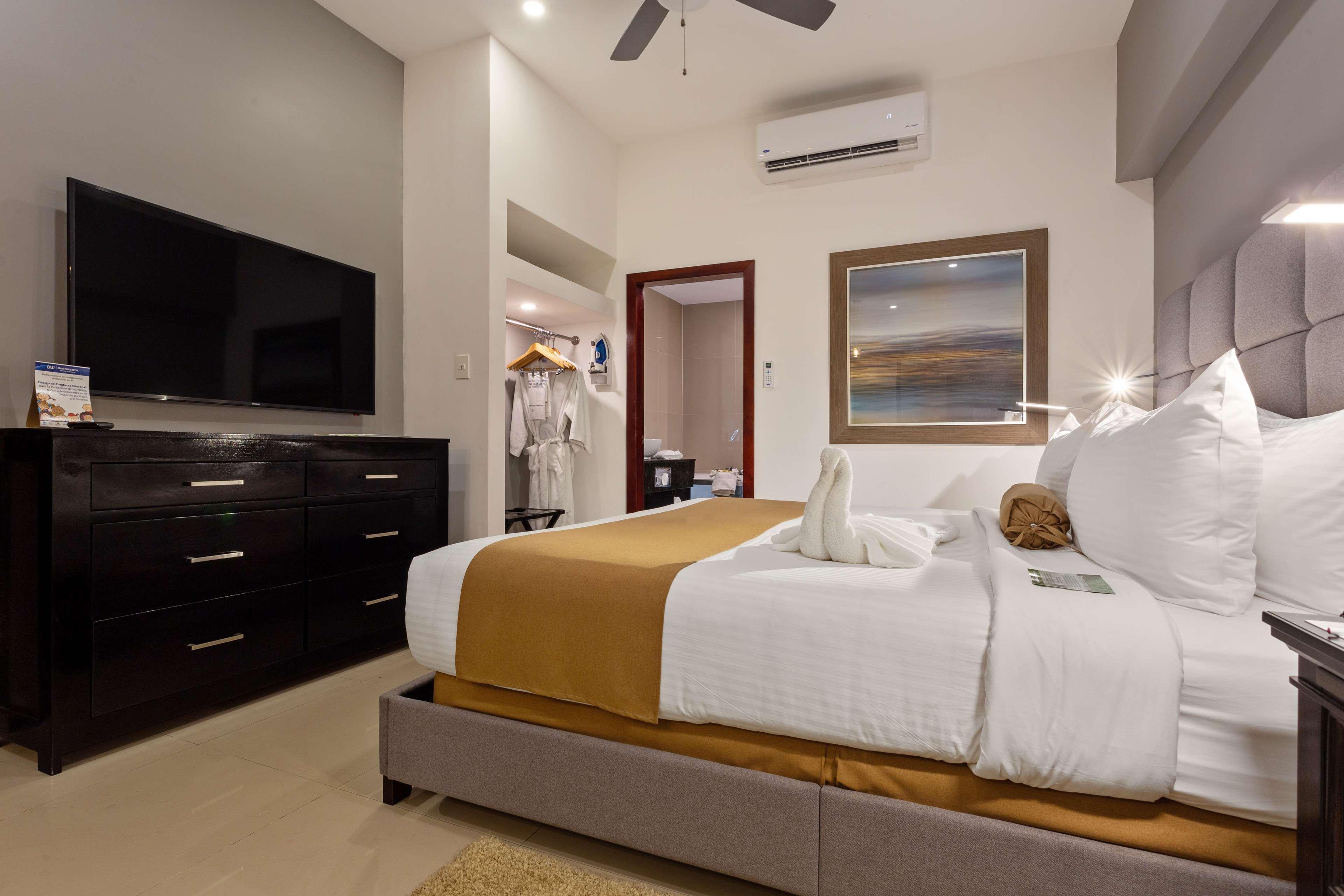 Best Western Plus Belize Biltmore Plaza Belize City Eksteriør bilde